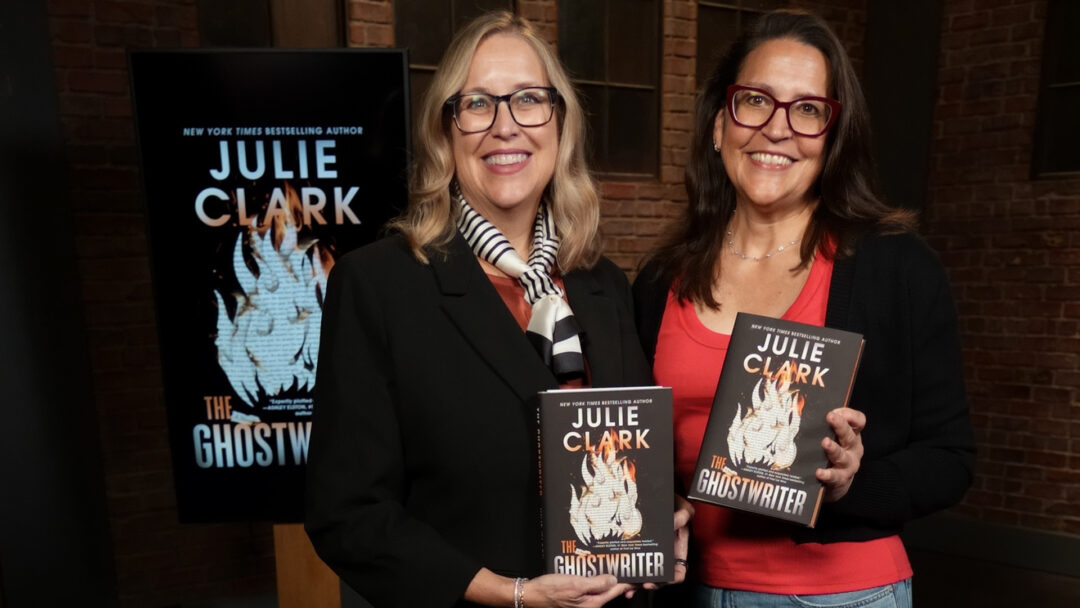The Ghostwriter | Julie Clark